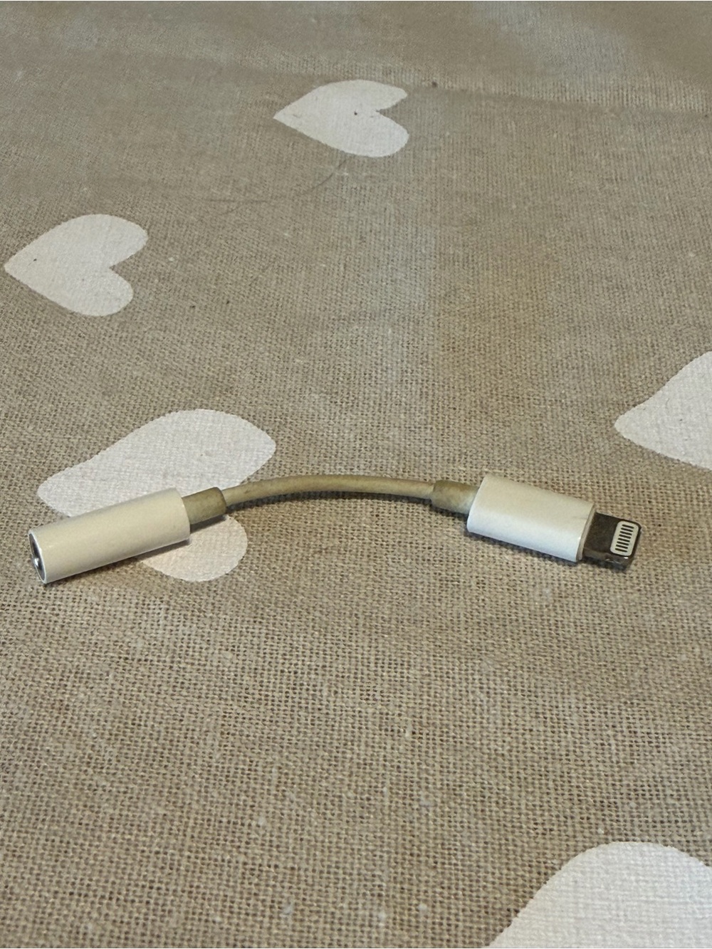 Apple Lightning to 3.5mm Audio Adapter - White